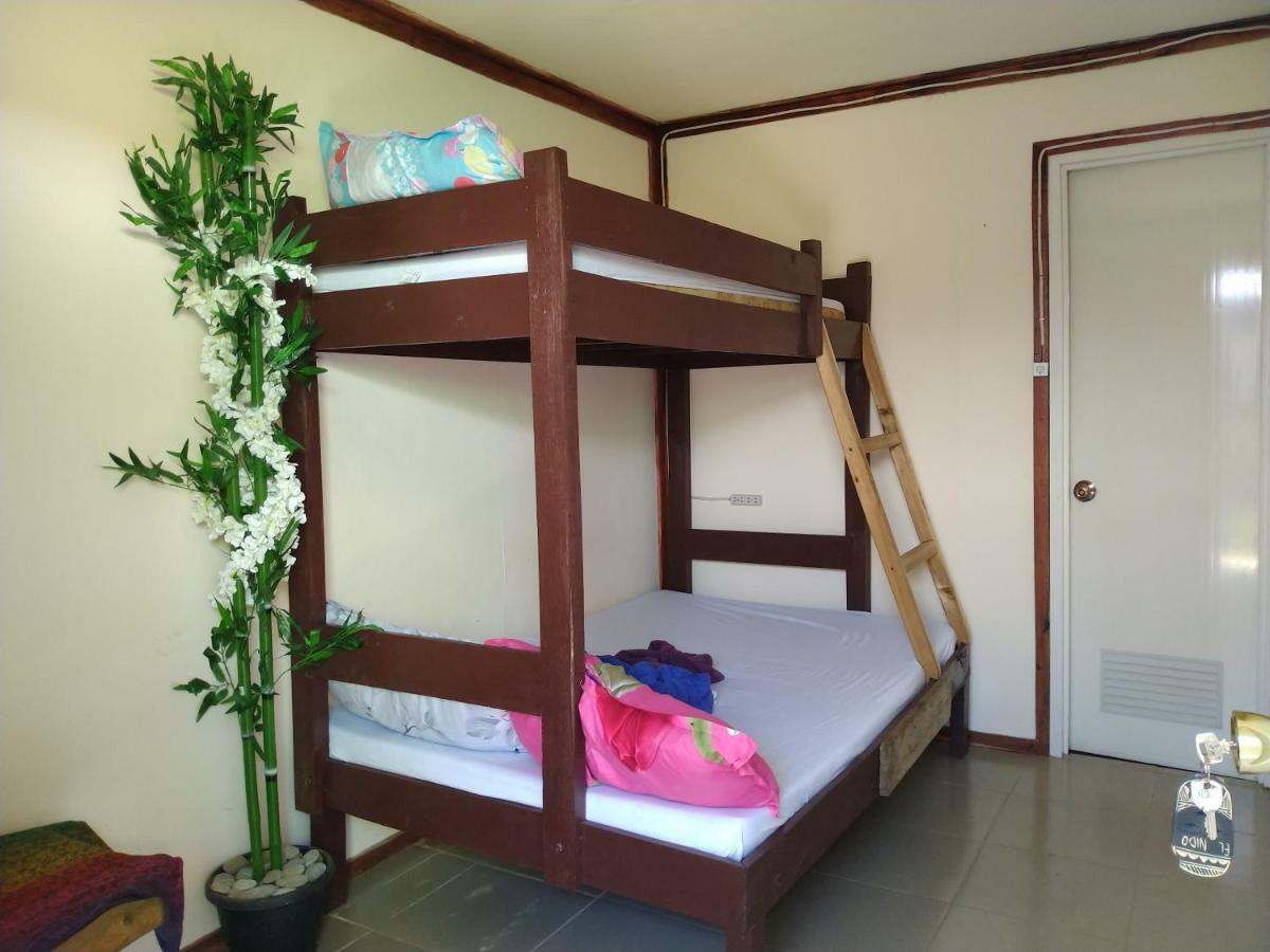 Backpackers Inn Gardenview Inn Эль-Нидо Экстерьер фото